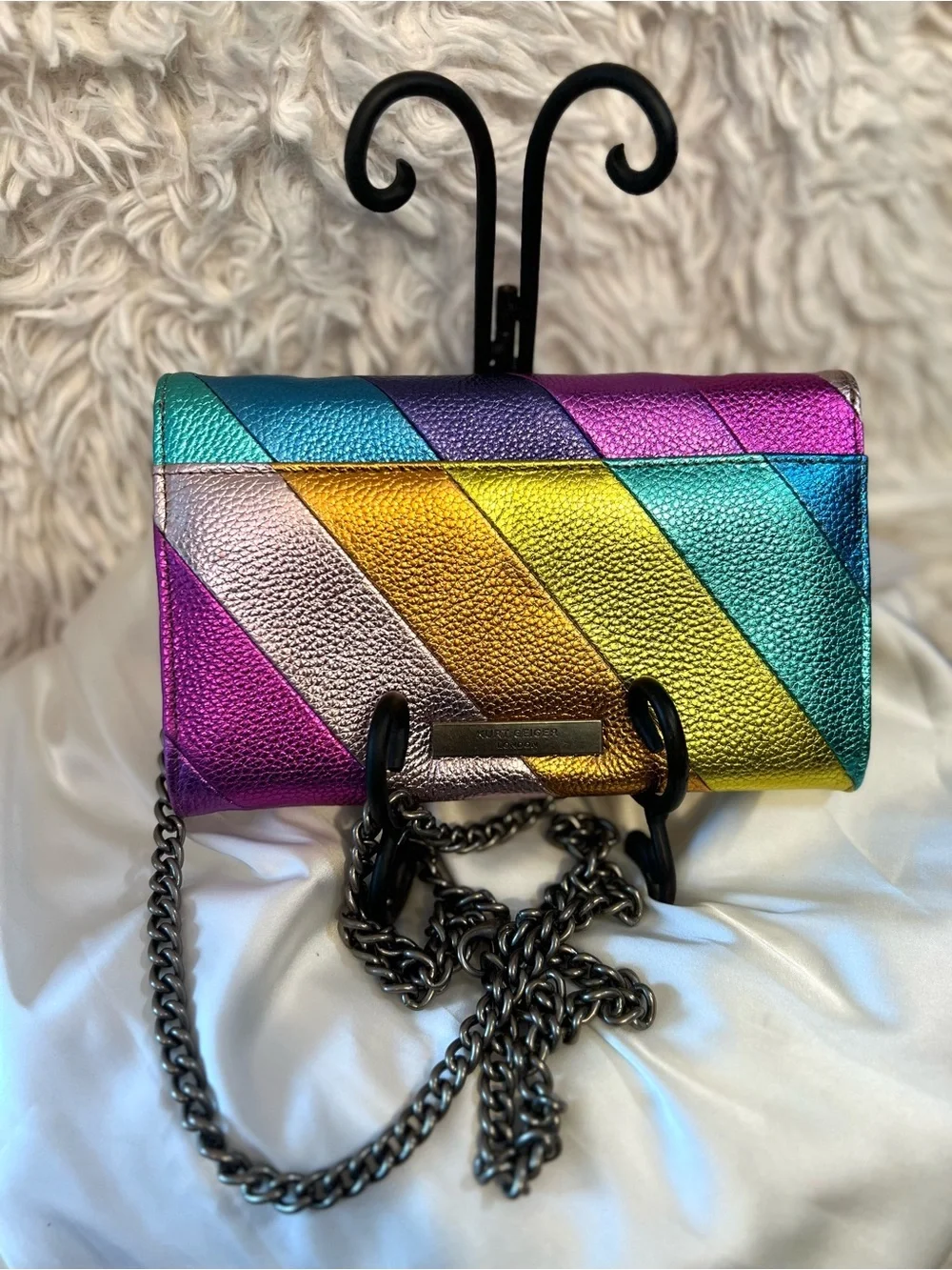 💜Kurt Geiger London rainbow-stripe metallic clutch wallet bag💜NWT